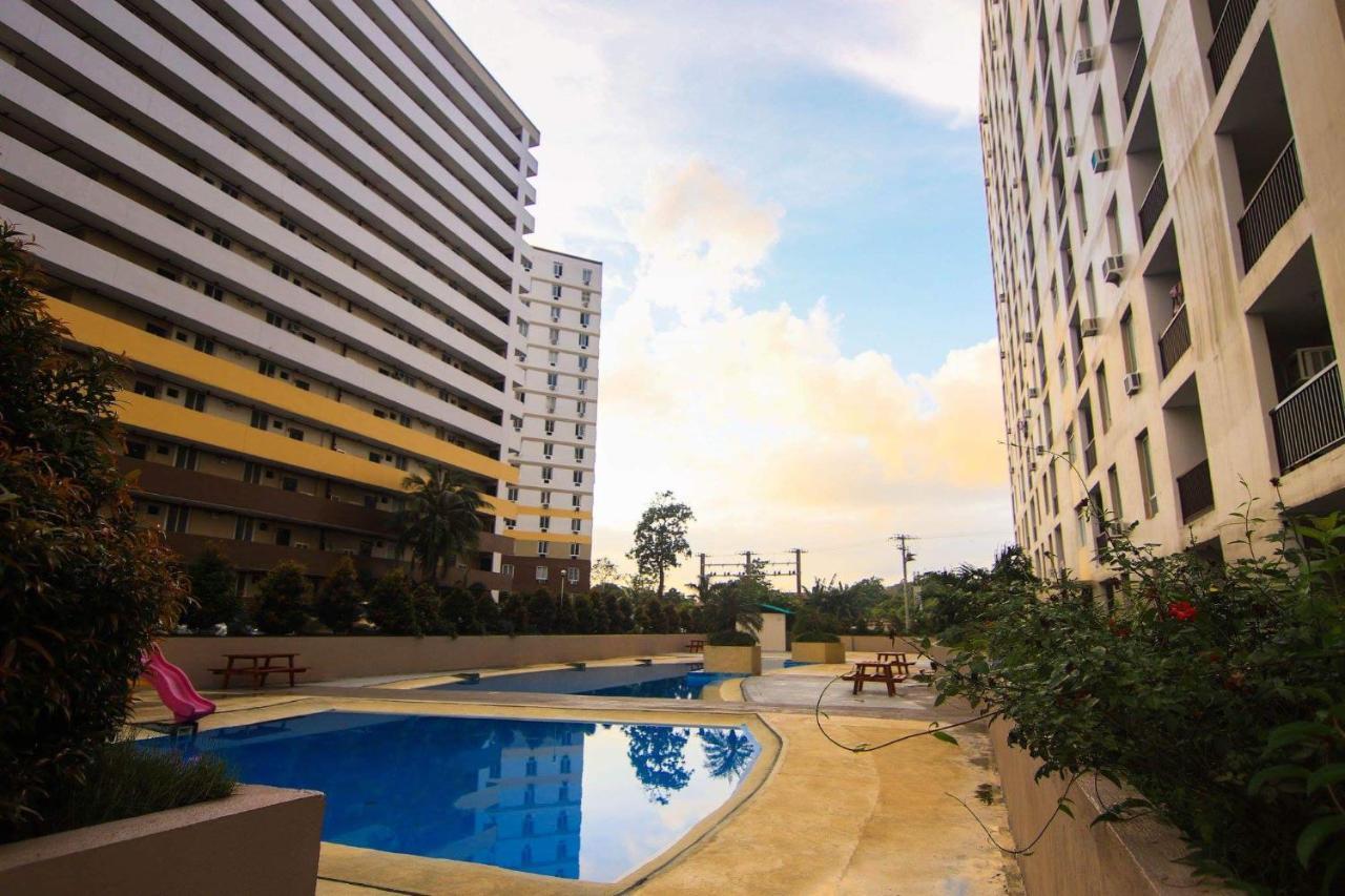 Mak'Z Condo Place Lapu-Lapu City Esterno foto